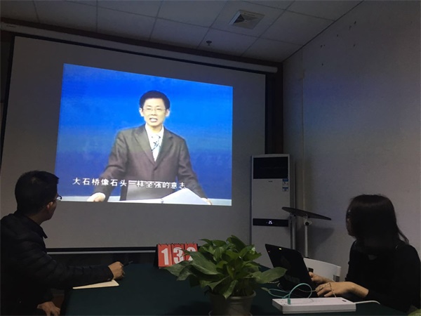 瓜瓜早課堂(132)-不會(huì)華少的好舌頭，也要懂汪涵的緊急救場(chǎng)